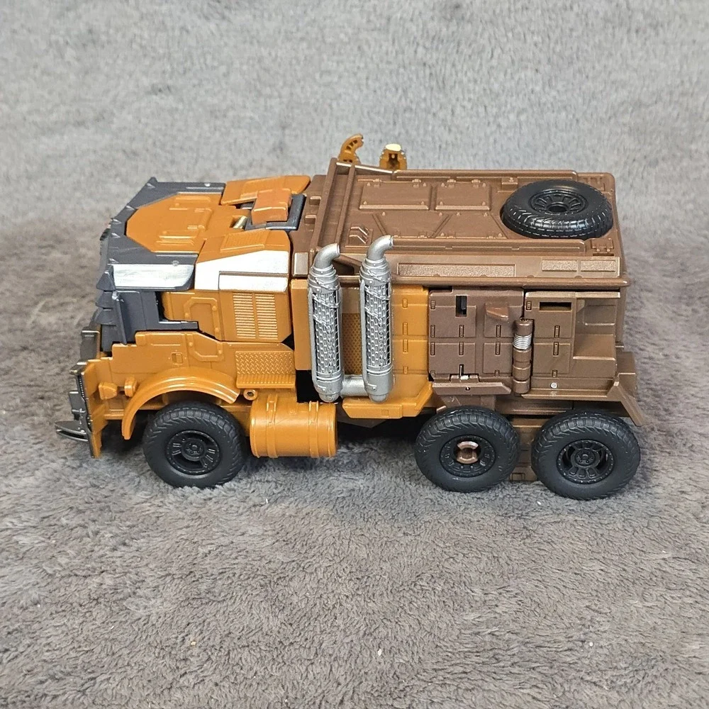Transformers Studio Series Battletrap Voyager Class Action Figure 2022 Hasbro